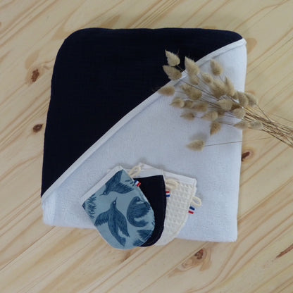 serviette de bain enfant garçon bleu marine
